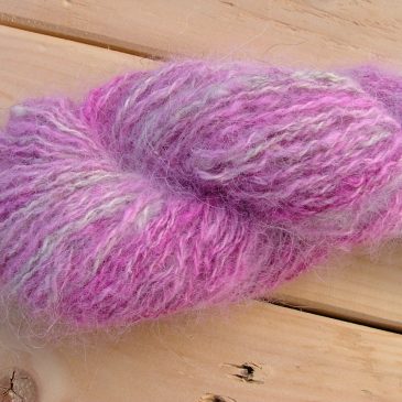 Yarn – North Ronaldsay and Samoyed 47/20